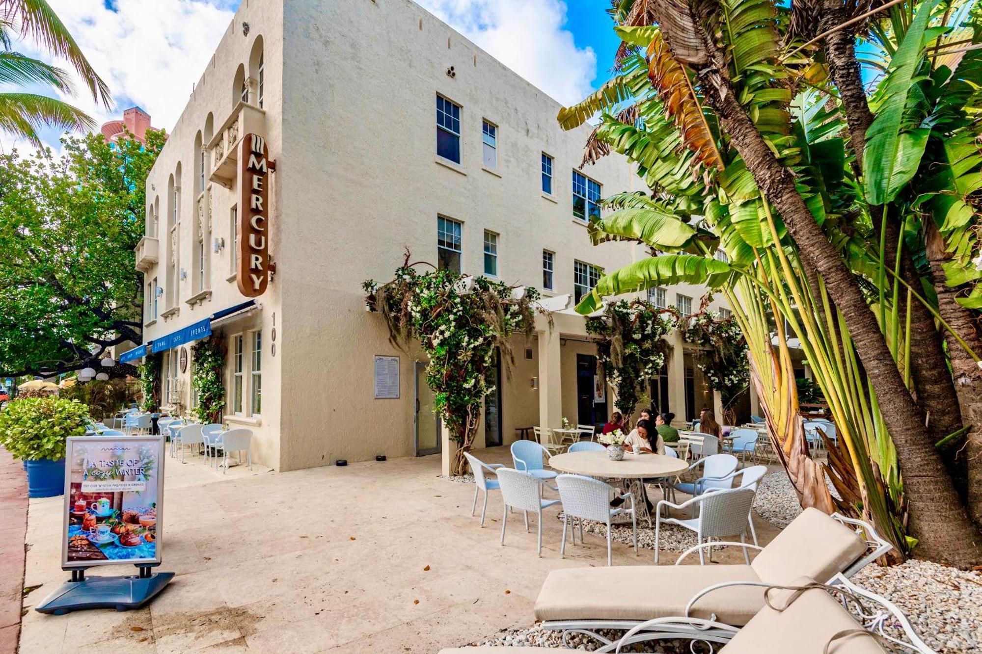 Slice Of Paradise Steps To The Beach- California King Bedroom And Sofa Bed Miami Beach Esterno foto